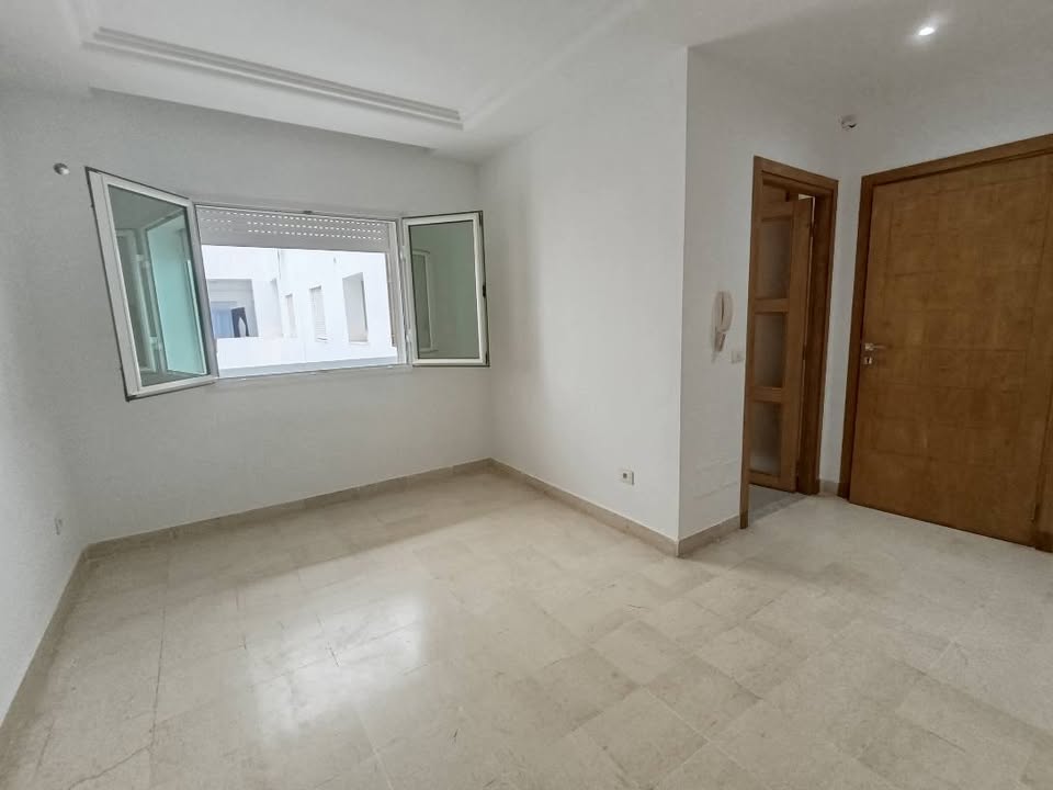 La Marsa El Aouina Vente Appart. 1 pice S plus  1 pour investissement wahat