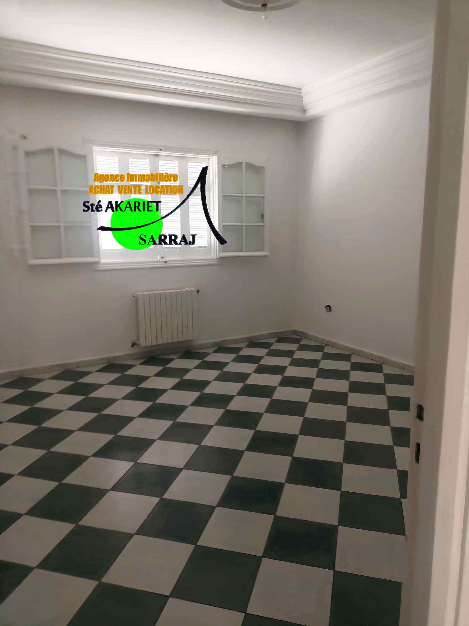 Hammam Sousse&nbsp;Hammam Sousse&nbsp;Vente&nbsp;Maisons&nbsp;Petite immeuble r3 pour projet ou habitation