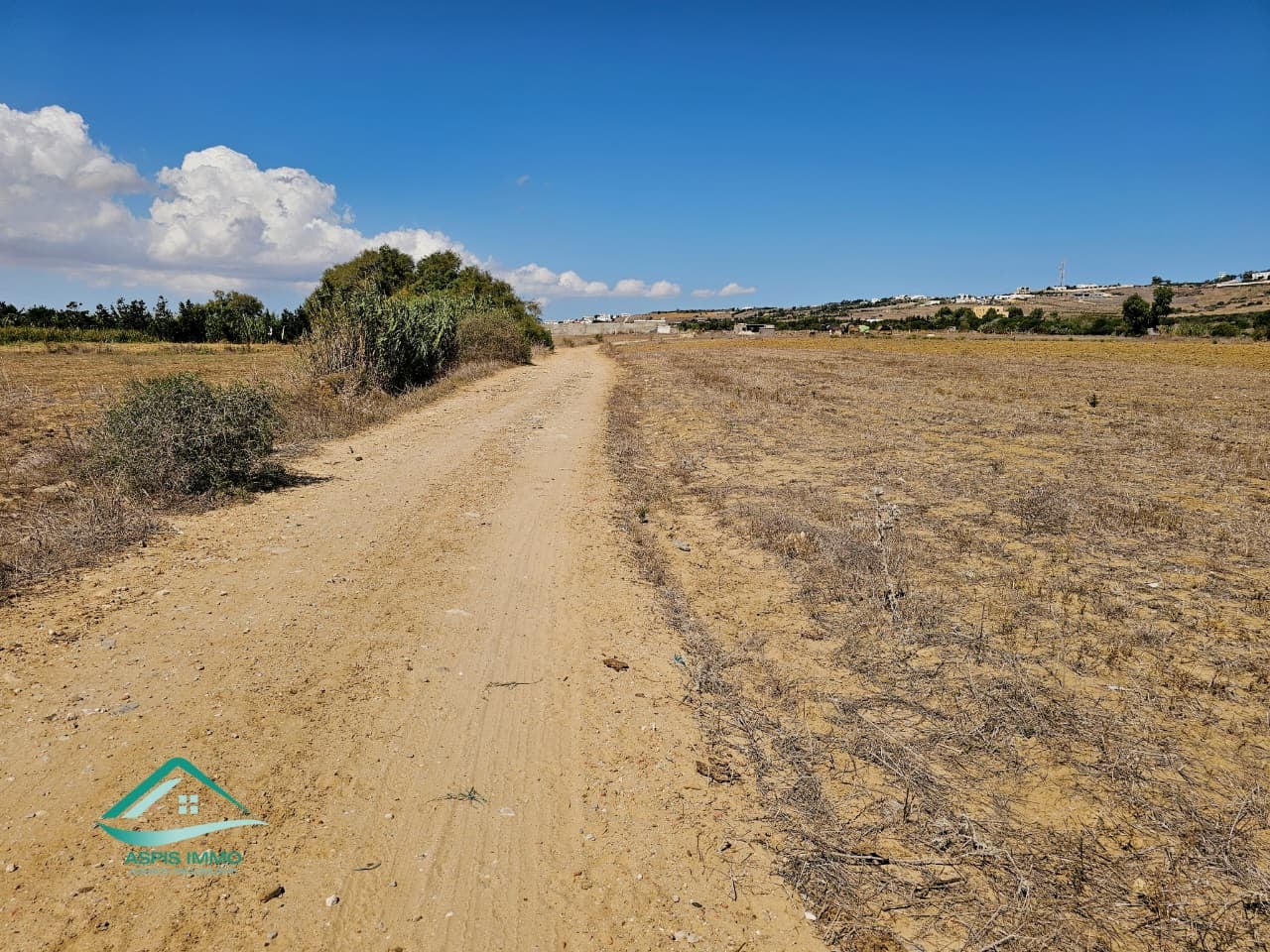 Hammam El Ghezaz Tamazrat Vente Surfaces Vt1004 terrain 1700 m2  tamezrat kelibia