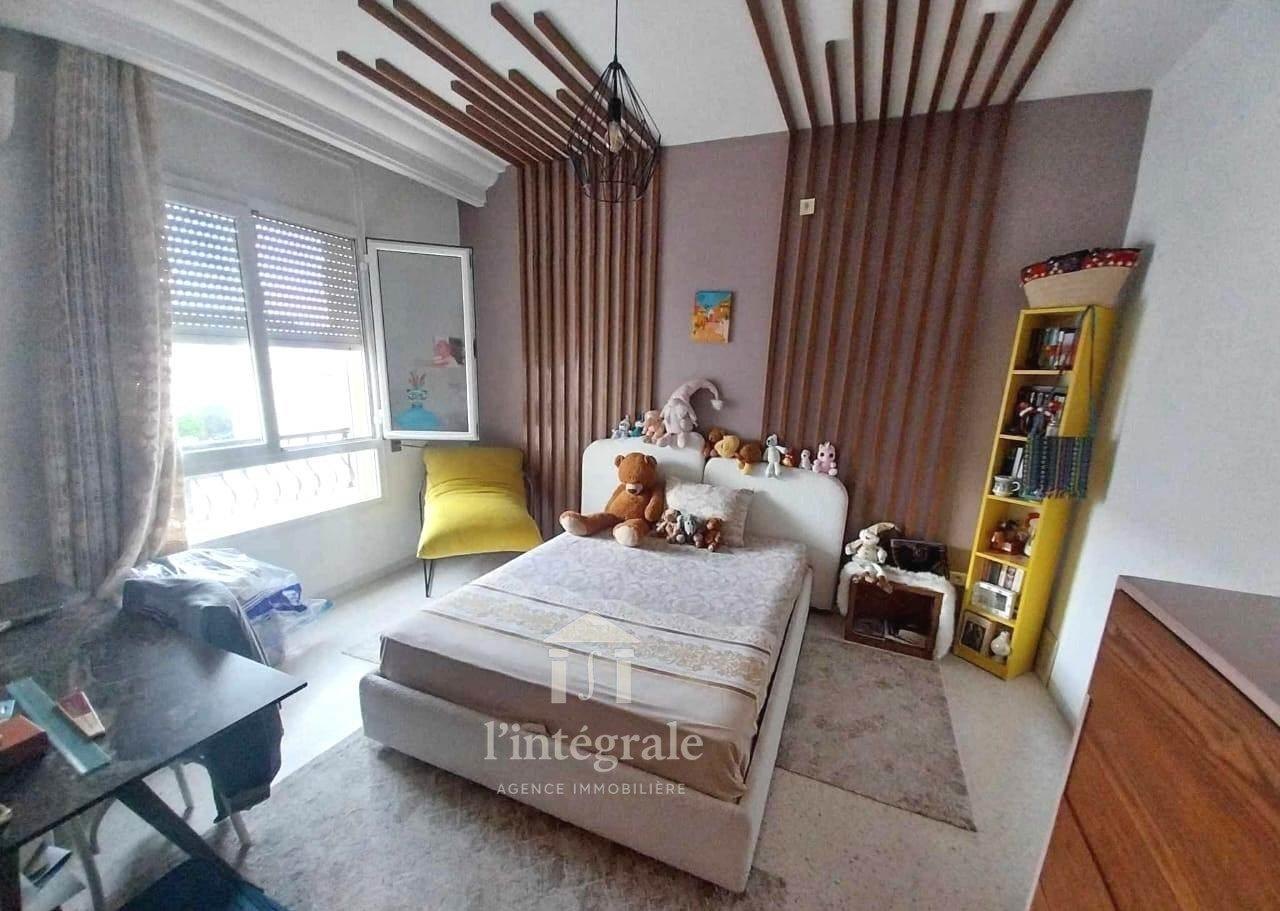 Ariana Ville&nbsp;Riadh Landlous&nbsp;Vente&nbsp;Appart. 5 pi�ces+&nbsp;Magnifique s4 spacieuxn � riadh landalous