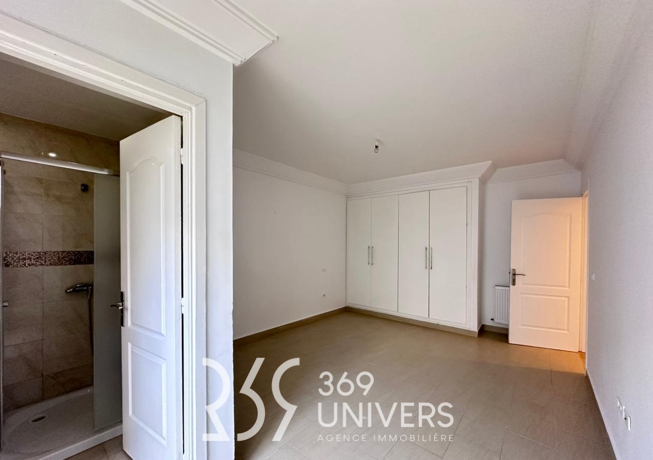 La Marsa Cite El Khalil Vente Appart. 2 pices Appartement avec jardin  la marsa ref sh028