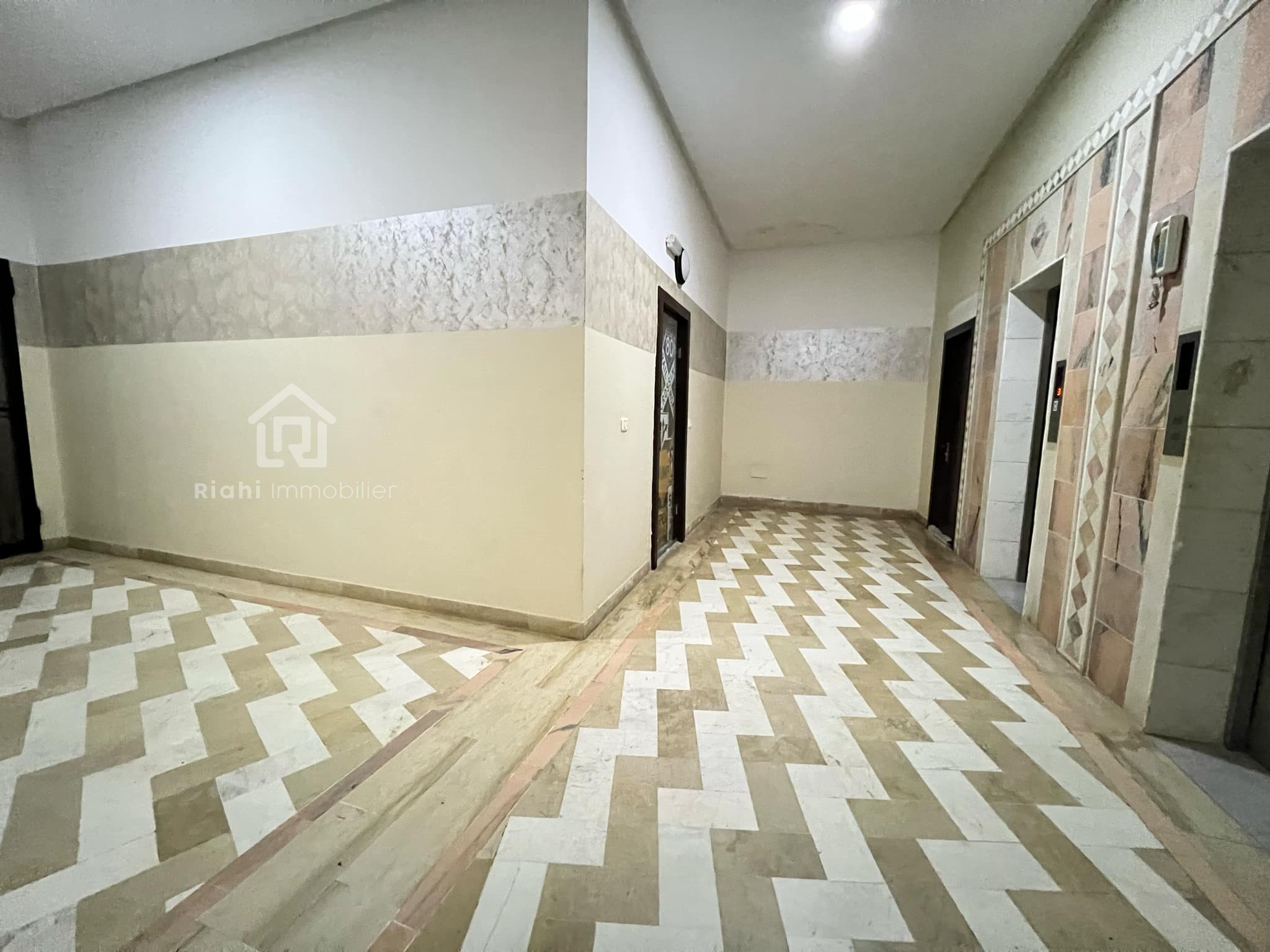 Hammamet Cite Afh Vente Appart. 1 pice Appartement s1