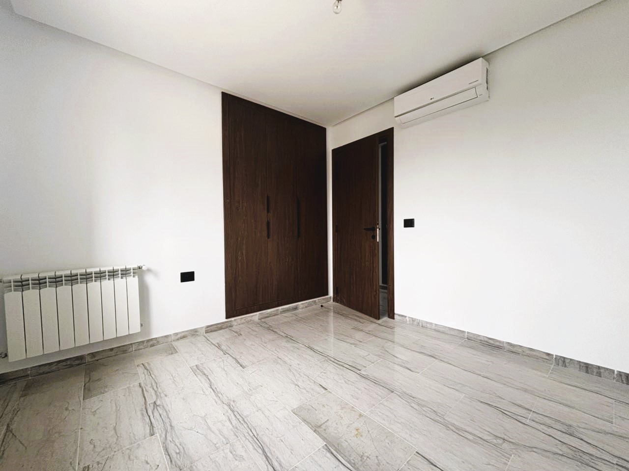 La Soukra Chotrana 2 Vente Appart. 4 pices Appt s3 direct promoteur  chotrana 2