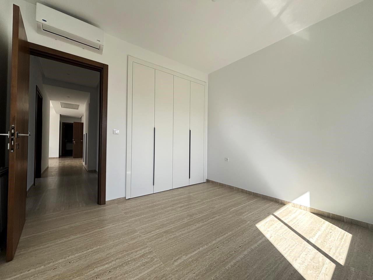 La Soukra Chotrana 1 Vente Appart. 4 pices Appartement  s3 de 138m2 neuf  chotrana 1