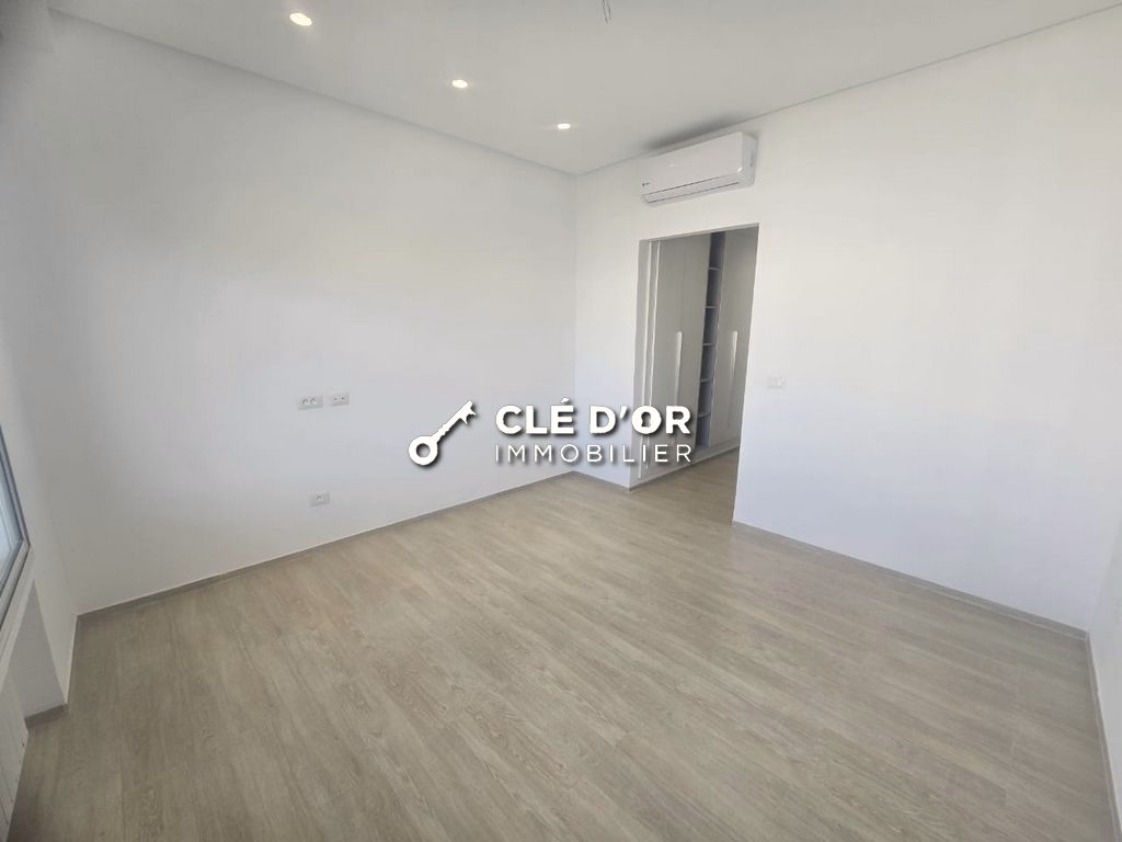 La Soukra Chotrana 1 Vente Appart. 5 pices+ Un raffin appartement s3  a chotrana 1