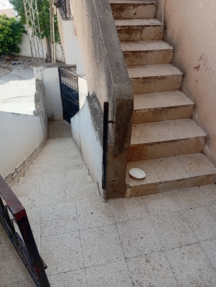 Fouchana Cite Brim Vente Maisons Maison et 2 appartements