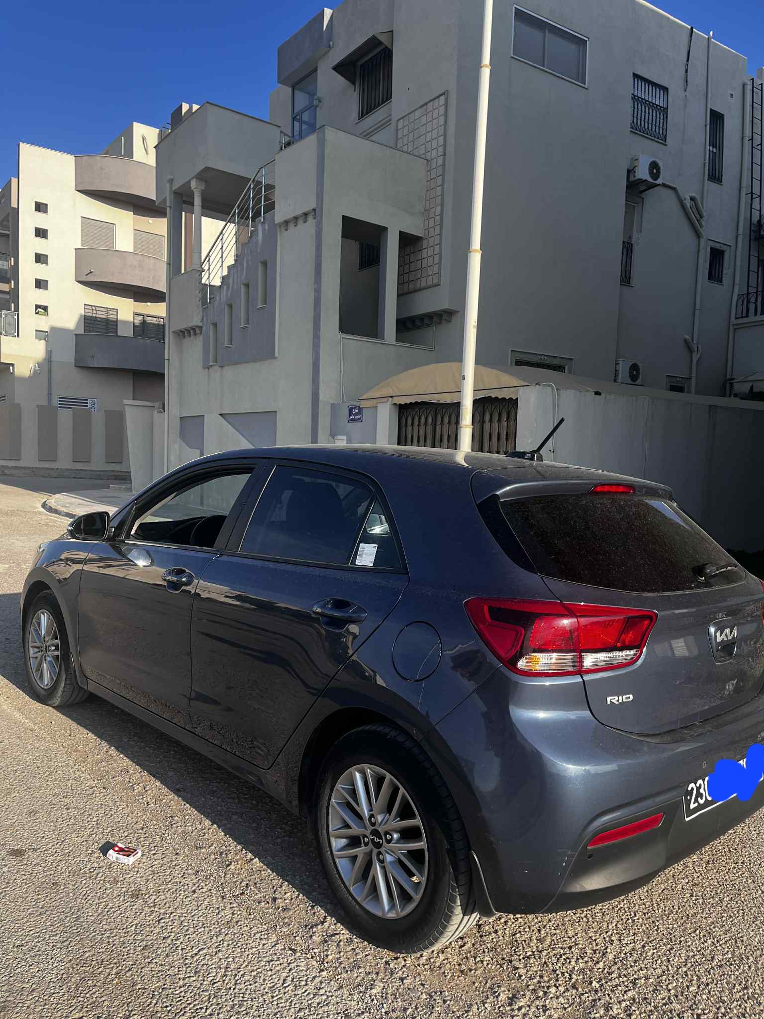 El Mourouj Residence Jinene El Mourouj Kia Rio Voituree en trs bon tat