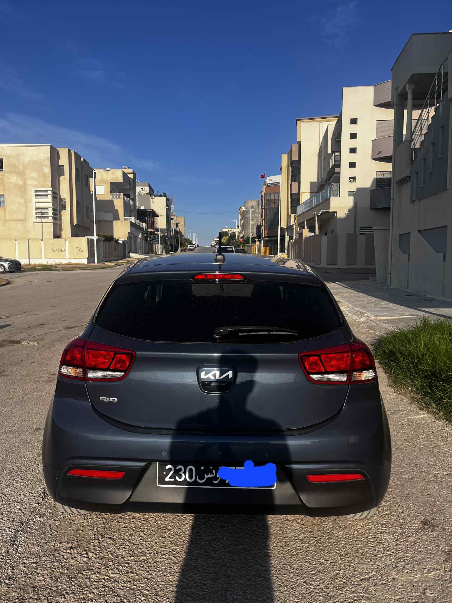 El Mourouj Residence Jinene El Mourouj Kia Rio Voituree en trs bon tat