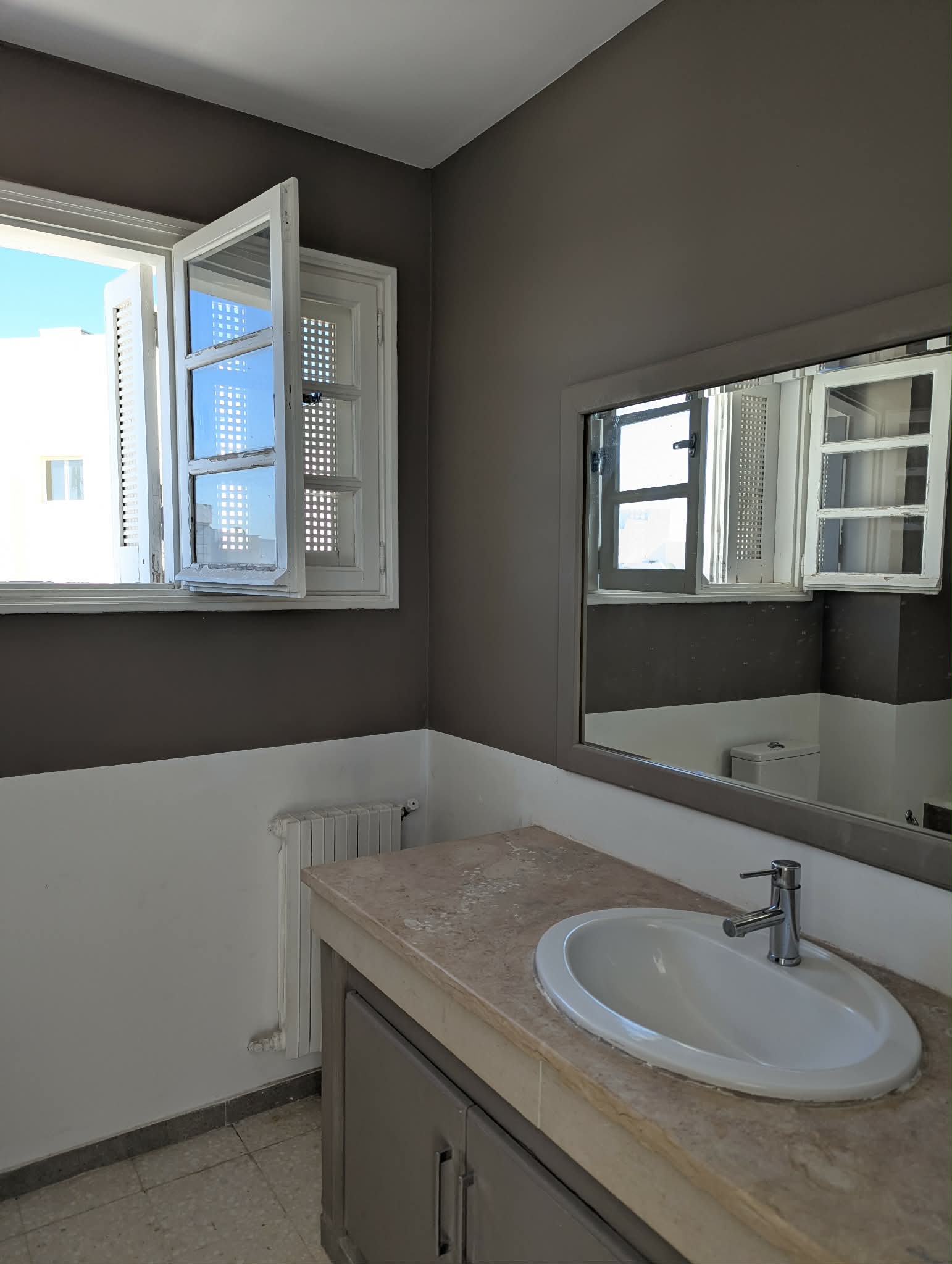 La Marsa&nbsp;Berge Du Lac&nbsp;Vente&nbsp;Duplex&nbsp;Duplex tres spacieux avec vue