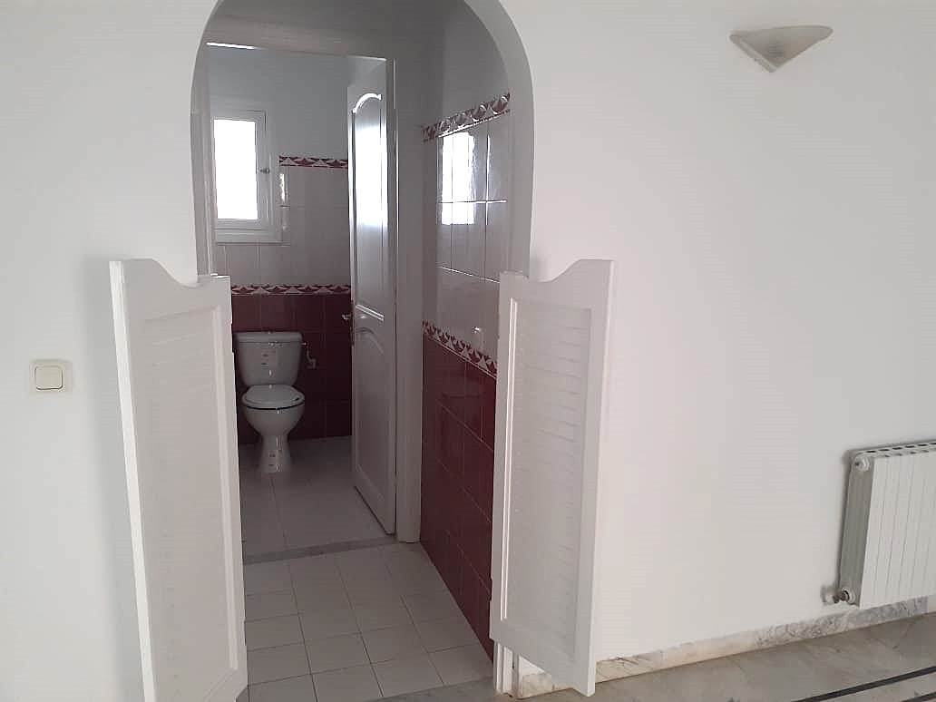 Ariana Ville Cite Ennasr 2 Vente Appart. 4 pices Appartement s3 ennasr 2 pres clinique amilcar