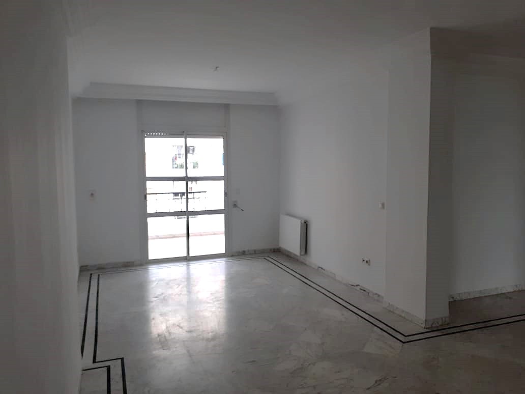 Ariana Ville Cite Ennasr 2 Vente Appart. 4 pices Appartement s3 ennasr 2 pres clinique amilcar