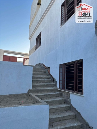 El Mourouj&nbsp;El Mourouj&nbsp;Vente&nbsp;Appart. 5 pi�ces+&nbsp;Immeuble saker d el mourouj