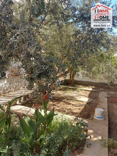 La Marsa&nbsp;Gammart&nbsp;Vente&nbsp;Appart. 5 pi�ces+&nbsp;Immeuble roojda � gammarth village