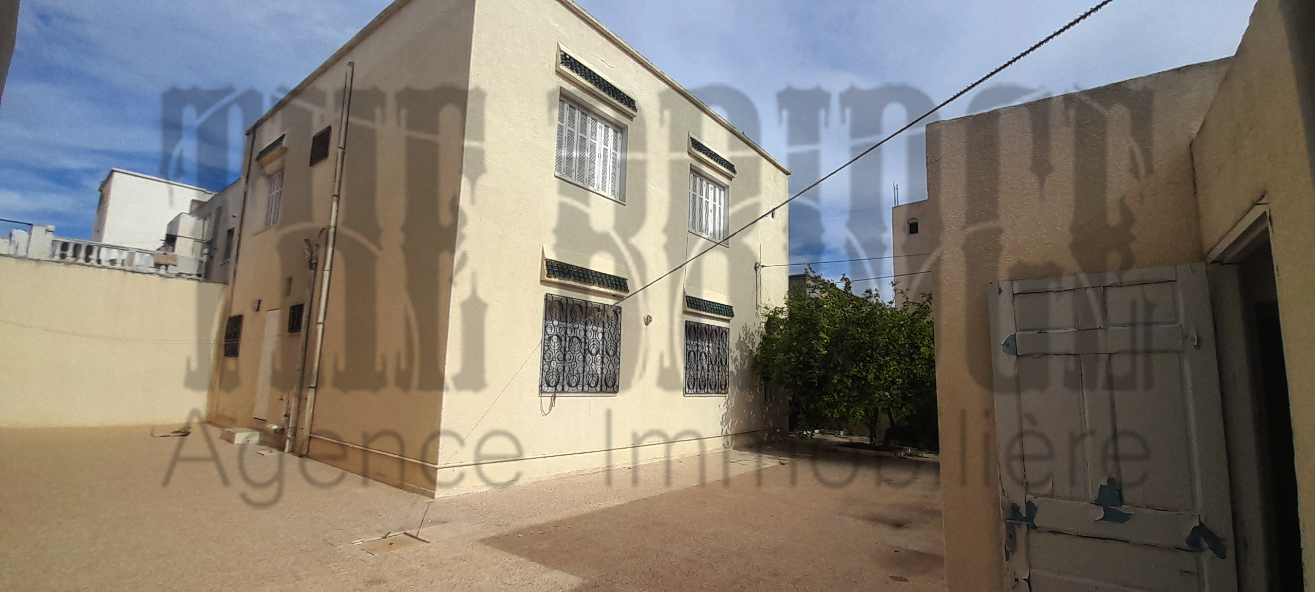 Grombalia Grombalia Vente Duplex Villa de 250 mc  grombalia