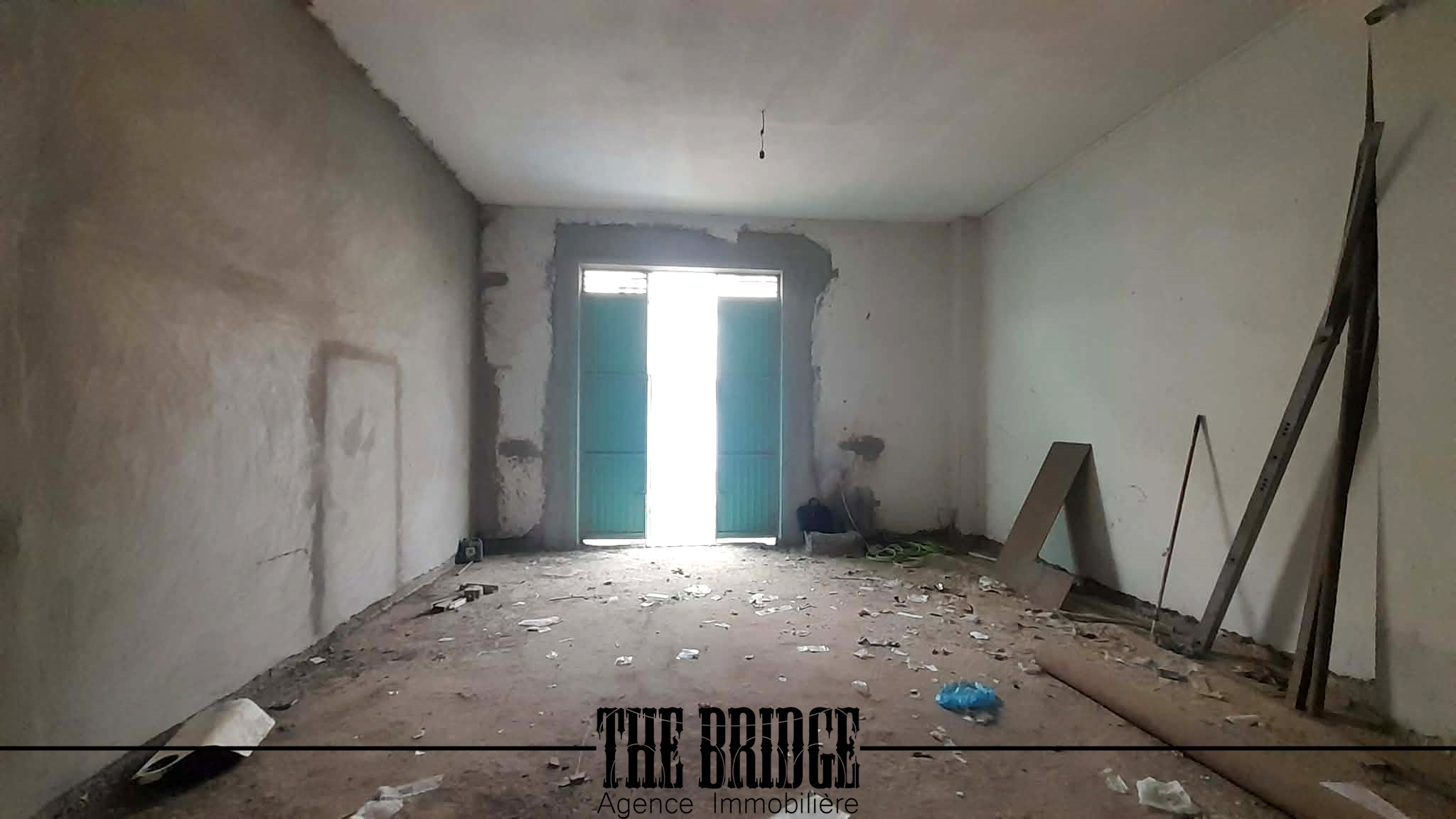 Grombalia Grombalia Vente Surfaces Immeuble de 582 m  usage industrielle