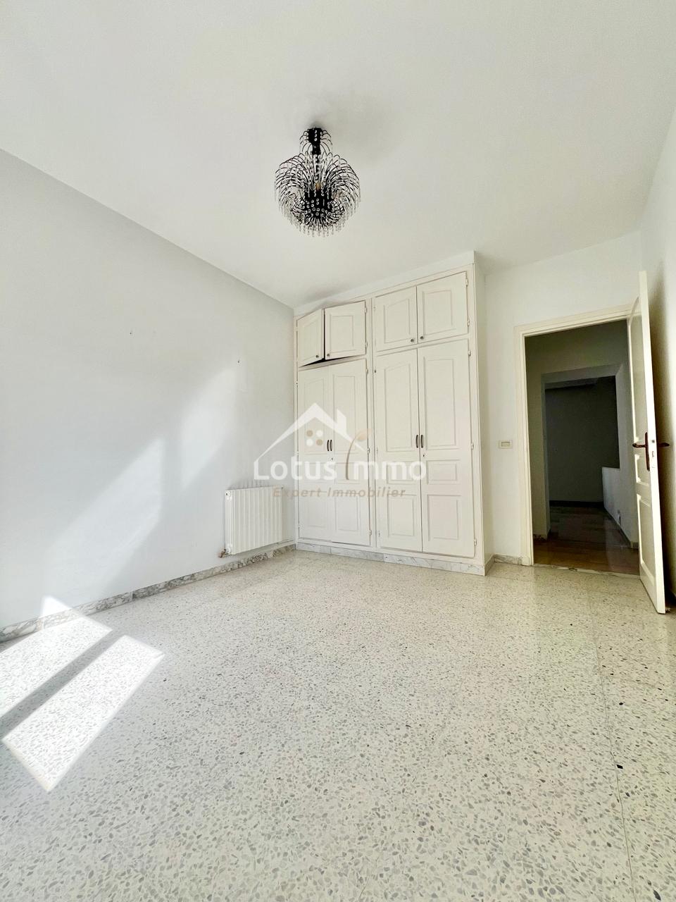 Ariana Ville&nbsp;Cite Ennasr 1&nbsp;Vente&nbsp;Appart. 5 pi�ces+&nbsp;Appartement s4 � ennasr 1