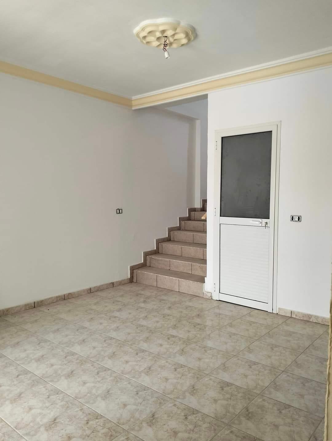 Hammam El Ghezaz&nbsp;Ezzahra&nbsp;Vente&nbsp;Duplex&nbsp;Duplex avec vue mer pas loin de loin de la plage