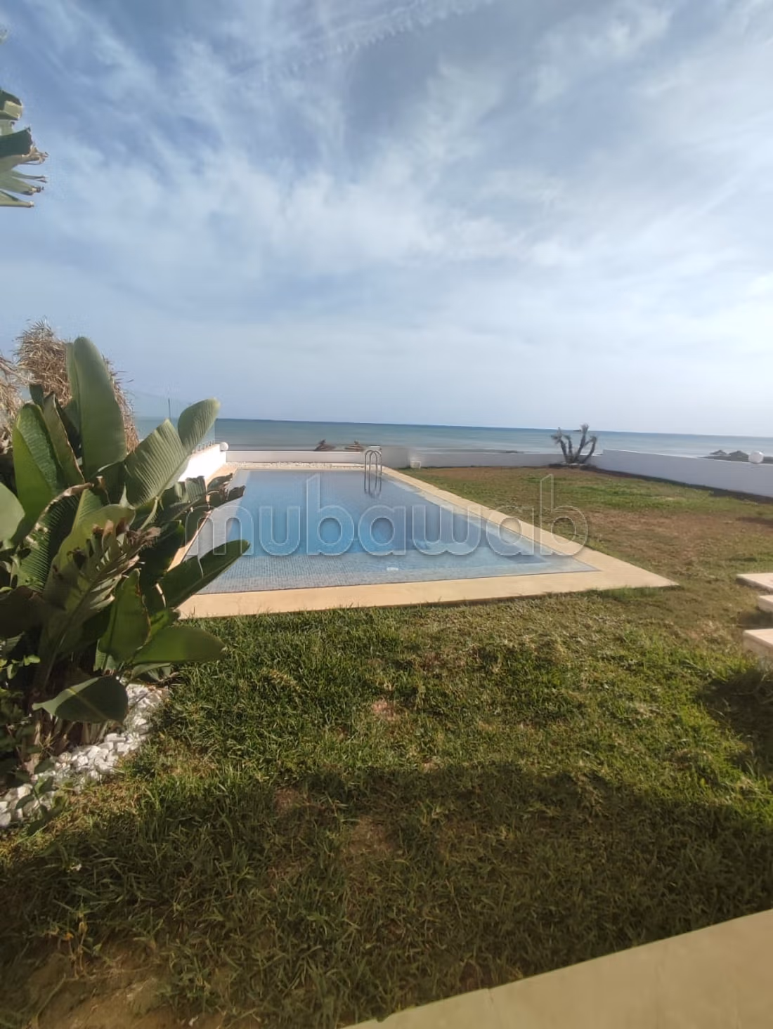 Kelibia Kelibia Vente Maisons Villa pieds dans l'eau avec piscine  kelibia