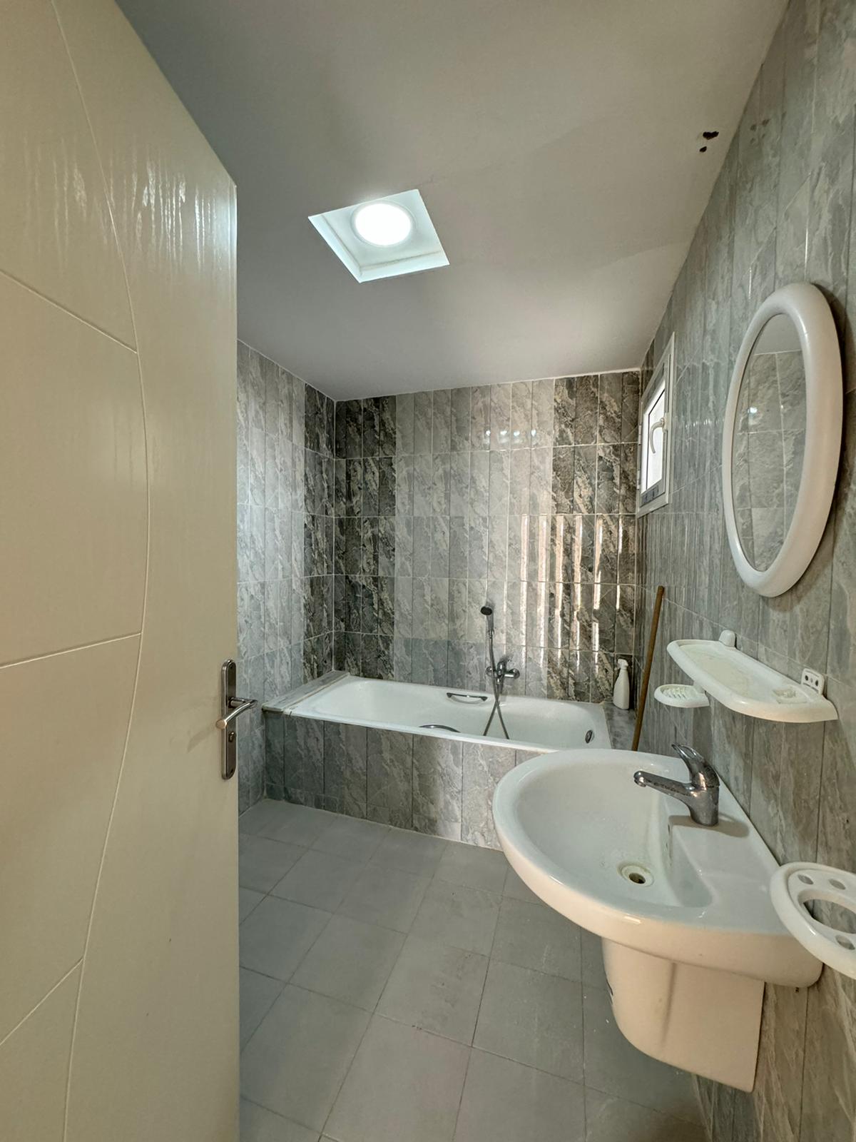 Kelibia Kelibia Vente Appart. 2 pices Appartement  300 m de la page klibia