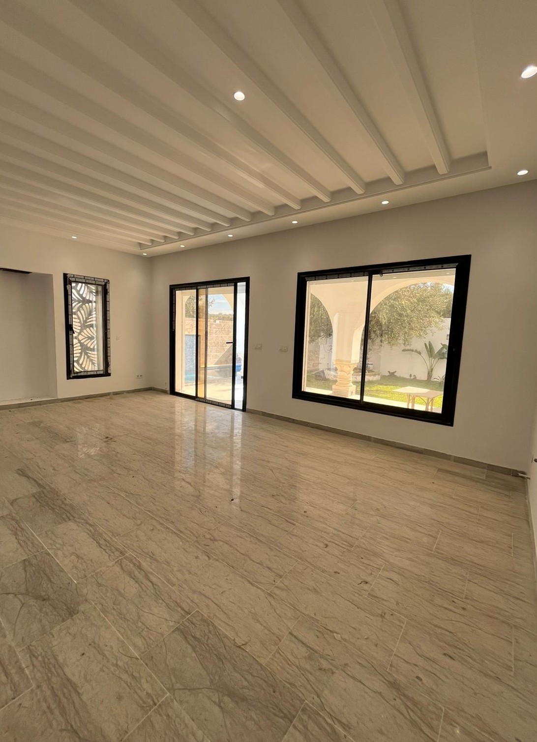 Hammamet&nbsp;Hammamet&nbsp;Vente&nbsp;Appart. 4 pi�ces&nbsp;Villa a hammamet sud monchar