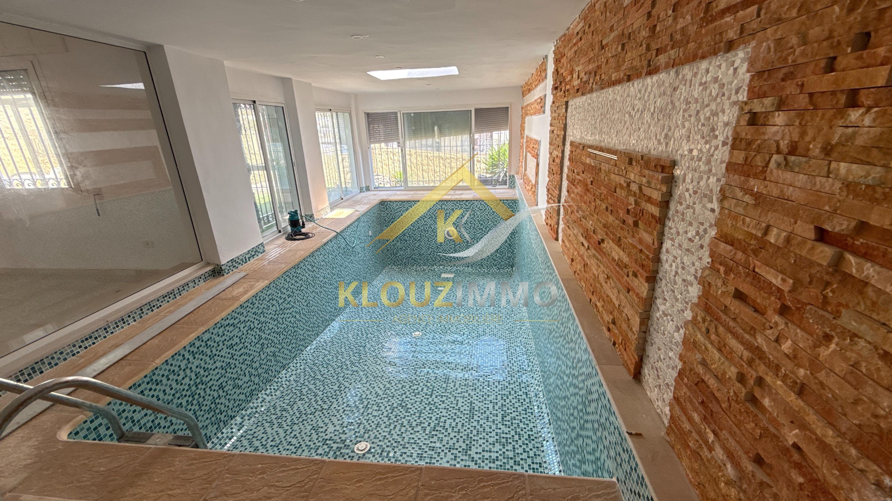 Bizerte Nord Bizerte Vente Maisons Villa   bizerte avec piscine