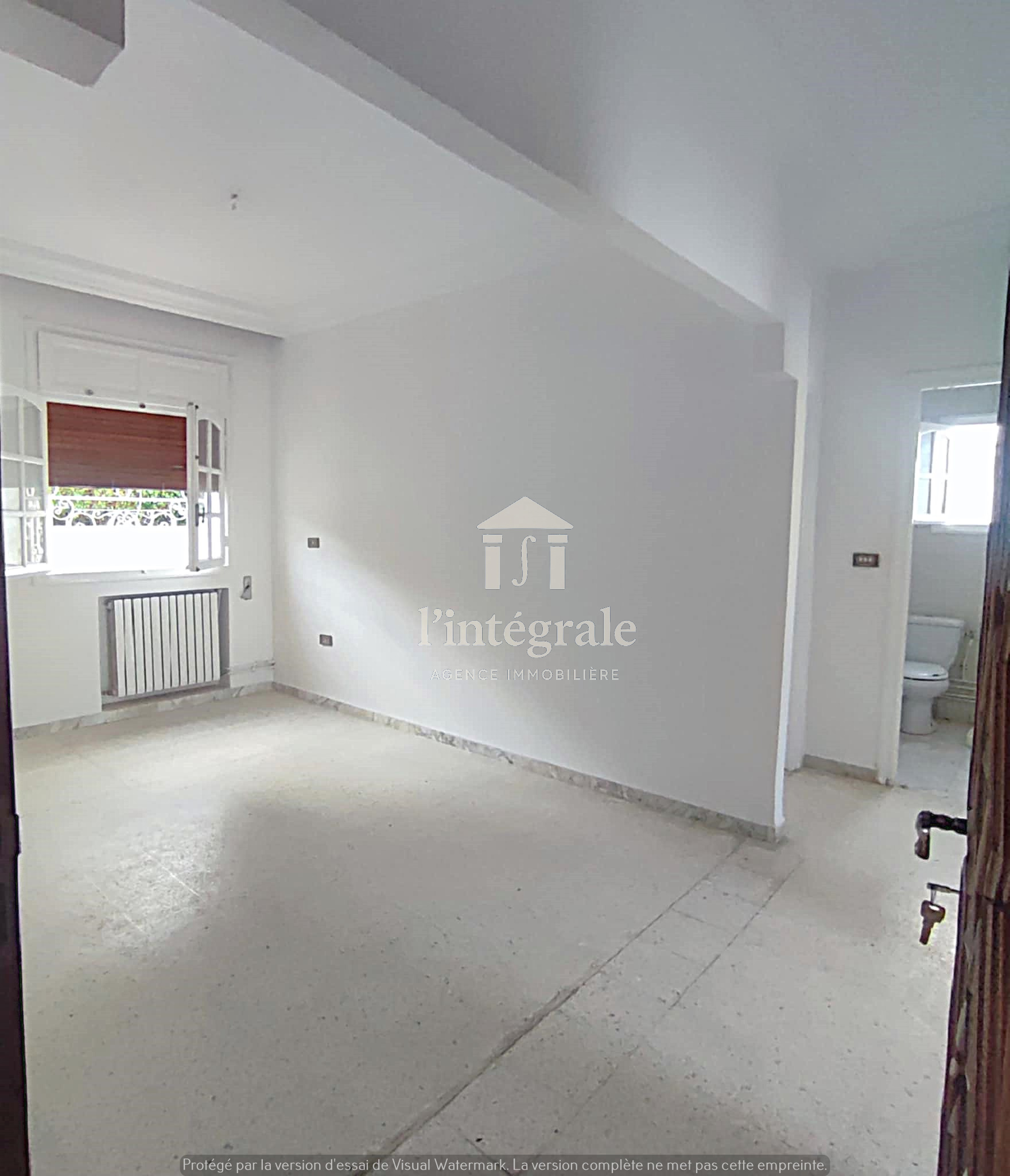 Ariana Ville Cite Ennasr 2 Location Appart. 3 pices S2 au rez de chausse