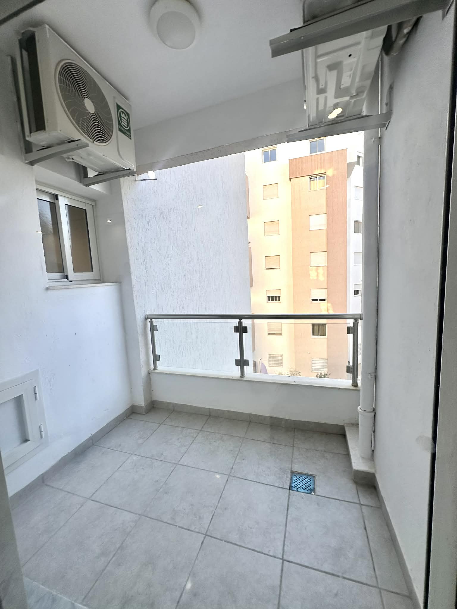 El Menzah El Menzah 9 Location Appart. 2 pices S2 jamais habit menzah 9c