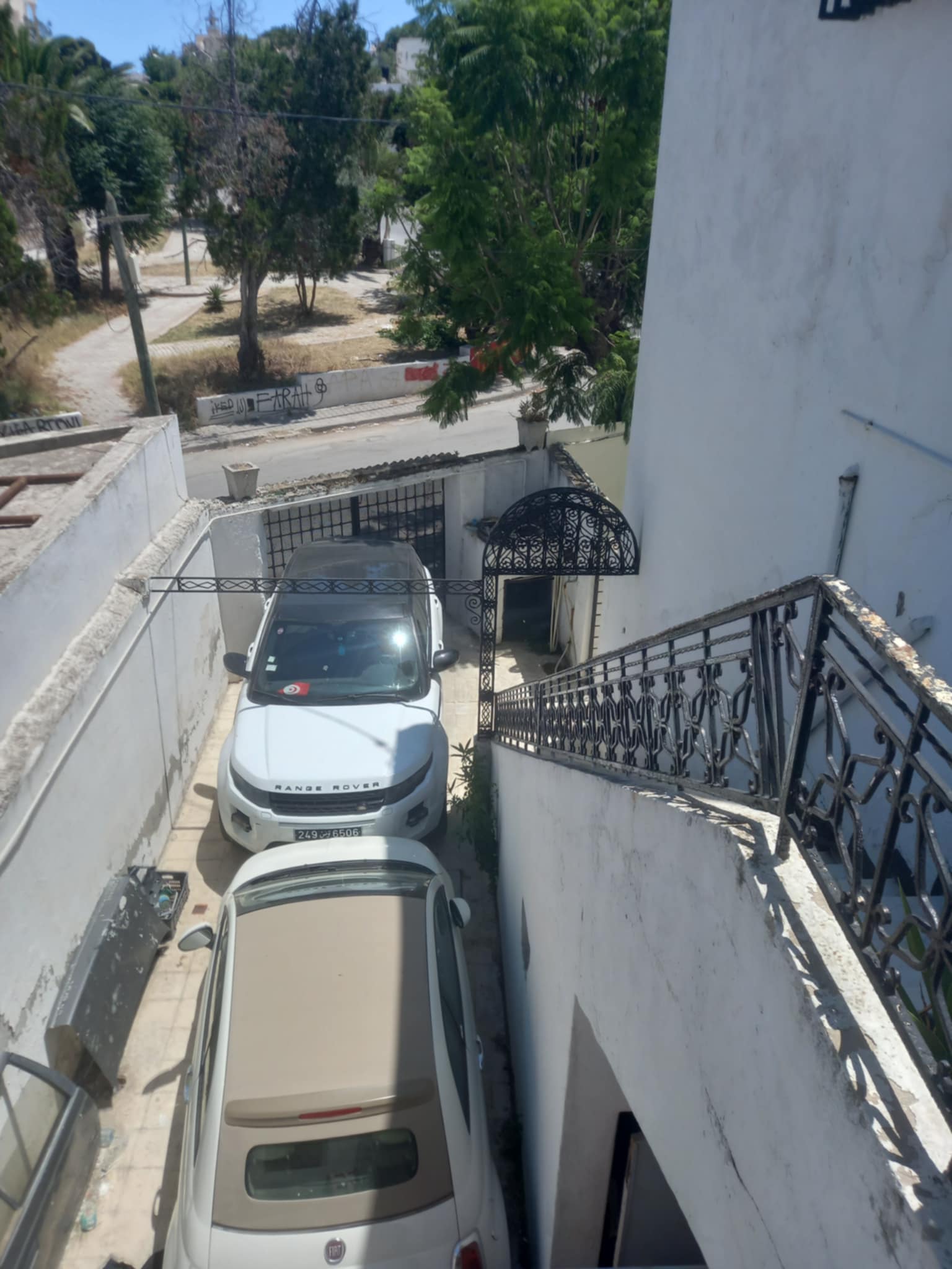 Megrine Sidi Rezig Vente Maisons Vend villa 2 tages spar