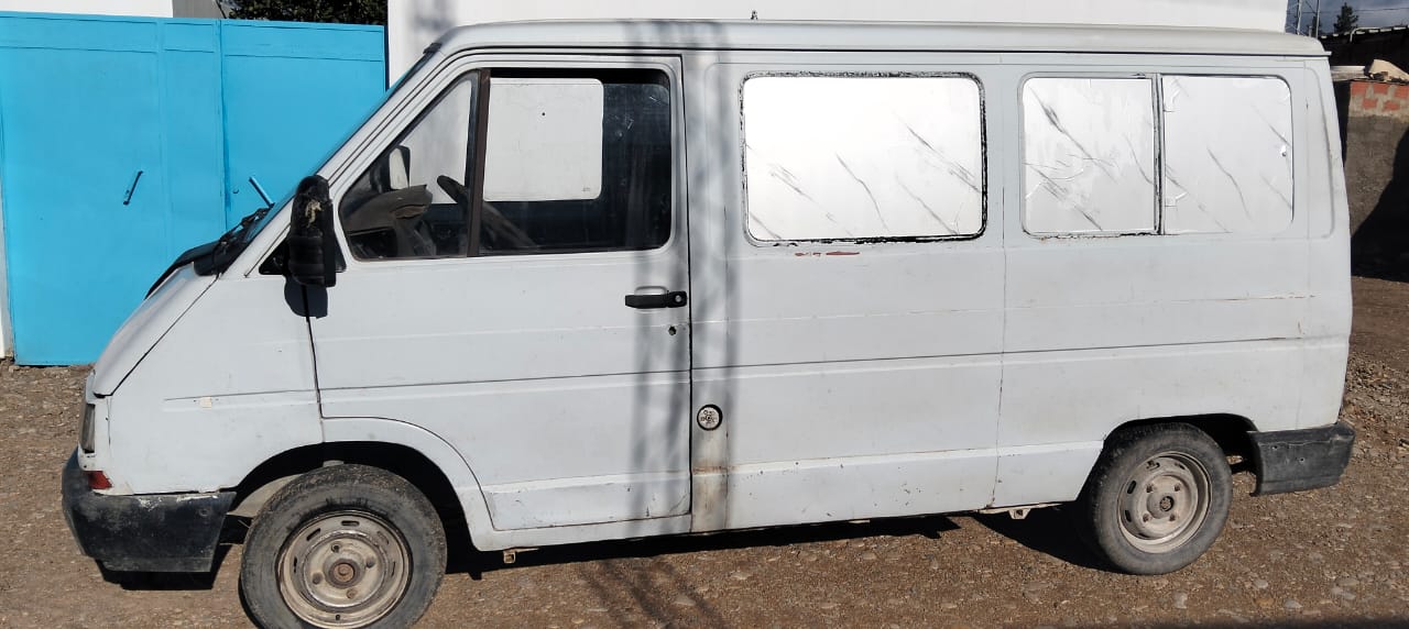 Le Bardo Le Bardo Renault Trafic Renault trafic