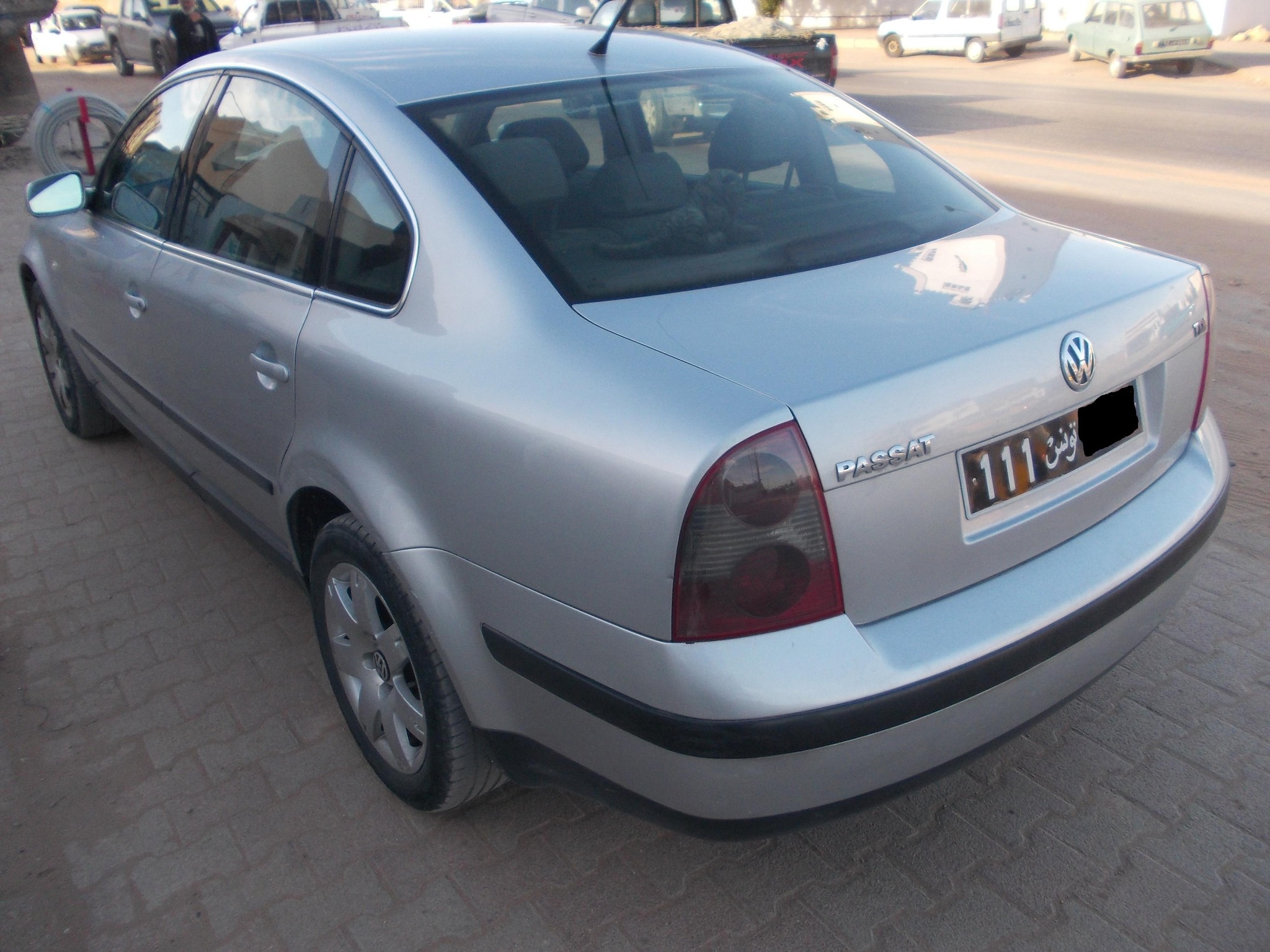 Sfax Sud El Khazzanette Volkswagen Passat Passat b5 92175275