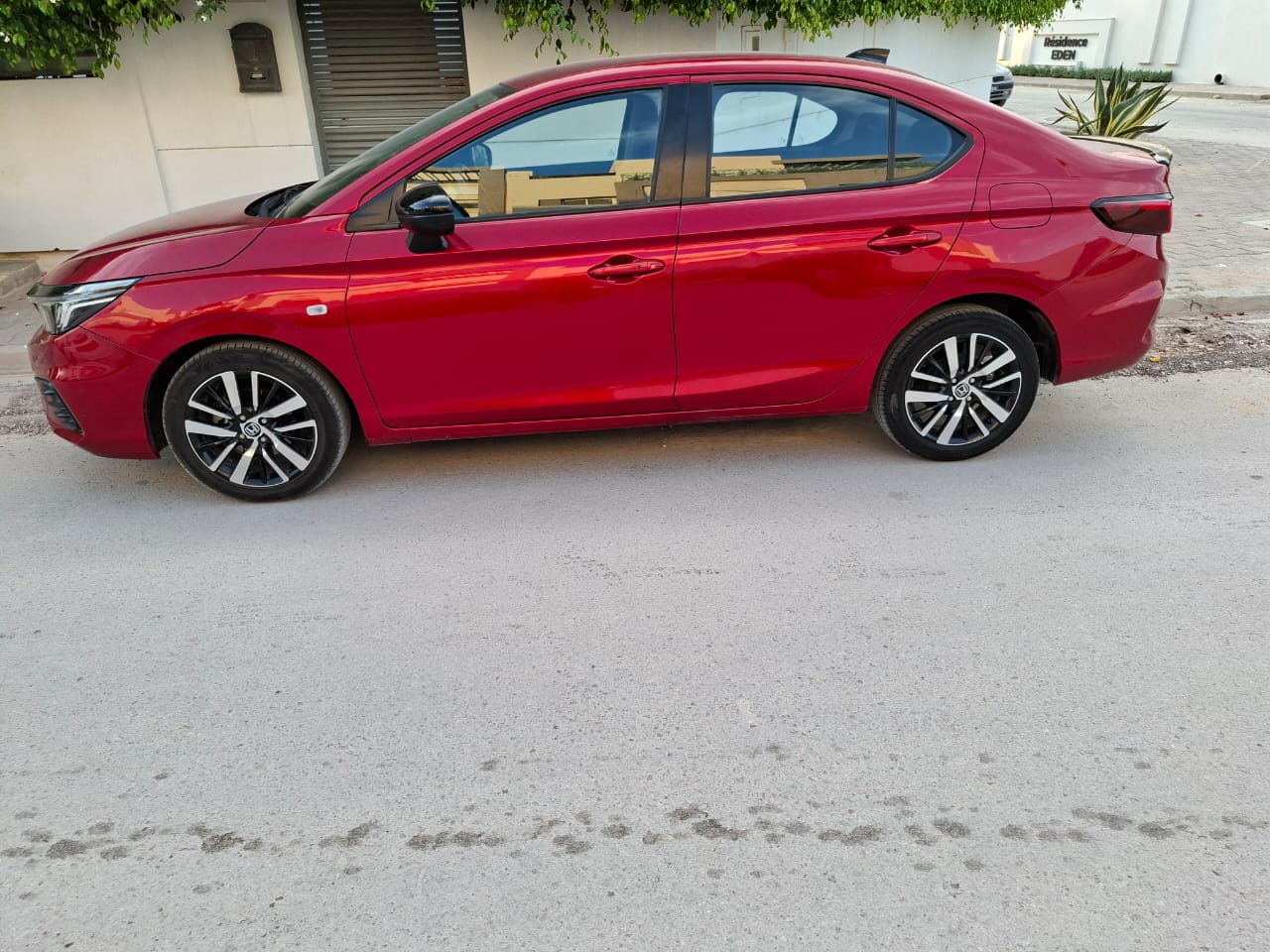 La Soukra&nbsp;Chotrana 1&nbsp;Honda&nbsp;Autre Mod�le&nbsp;Honda city sport
