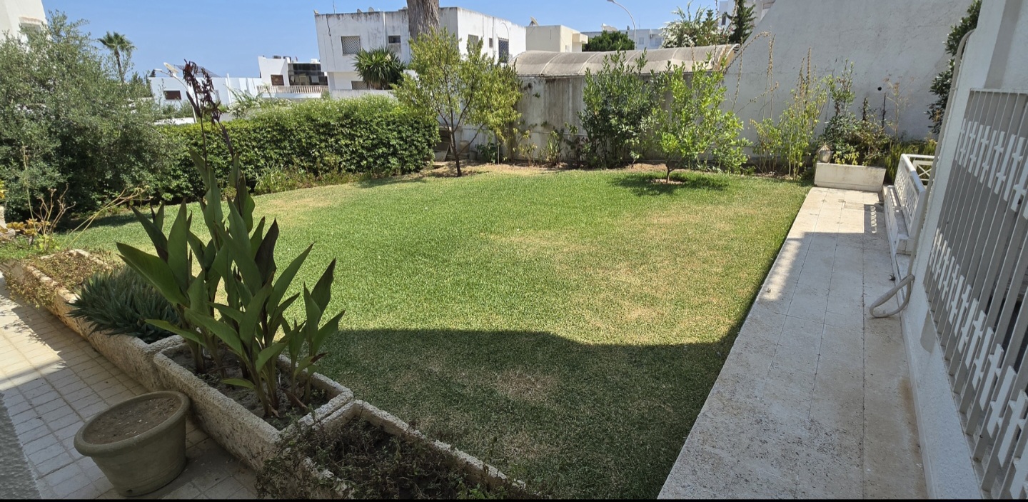 El Menzah&nbsp;El Menzah 9&nbsp;Vente&nbsp;Maisons&nbsp;Villa unique
