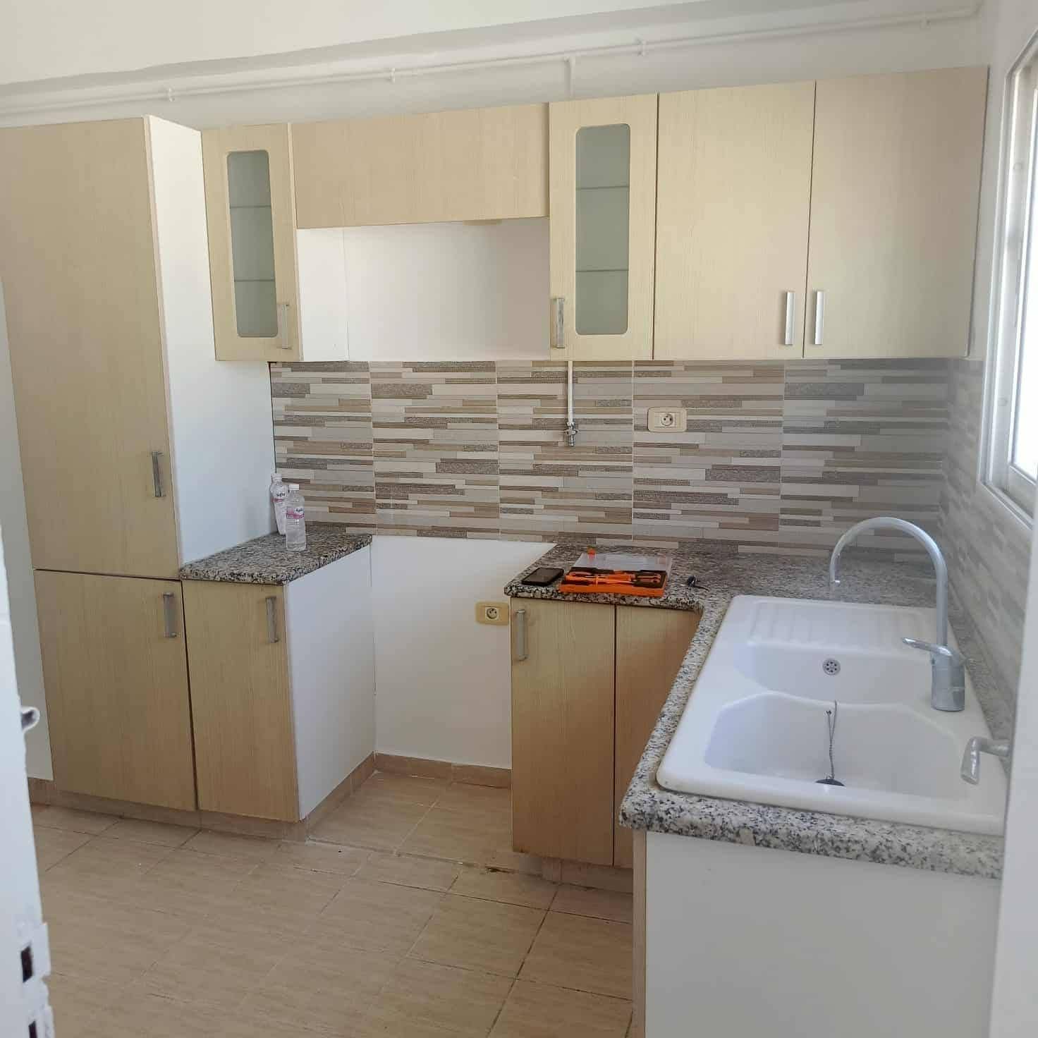 Cite El Khadra&nbsp;Cite El Khadra&nbsp;Vente&nbsp;Appart. 3 pi�ces&nbsp;Cit� el khadhra appt s2 avec titre foncier