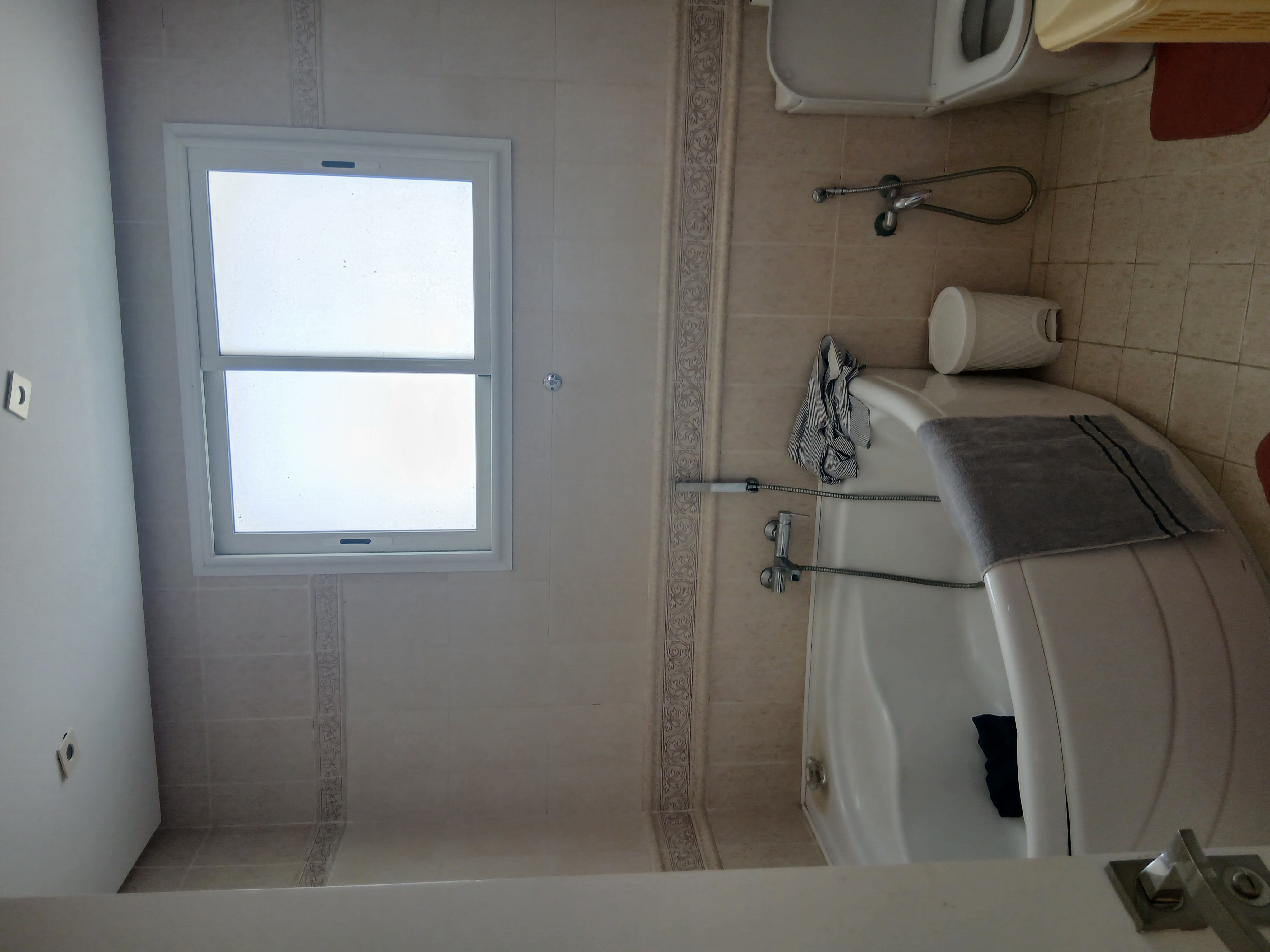 La Soukra&nbsp;Chotrana 3&nbsp;Vente&nbsp;Maisons&nbsp;Villa avec piscine � chotrana 3