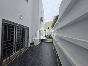 Mnihla Jardins d'el Menzah Vente Maisons Villa de 452m2 terrain et 400m2 btit