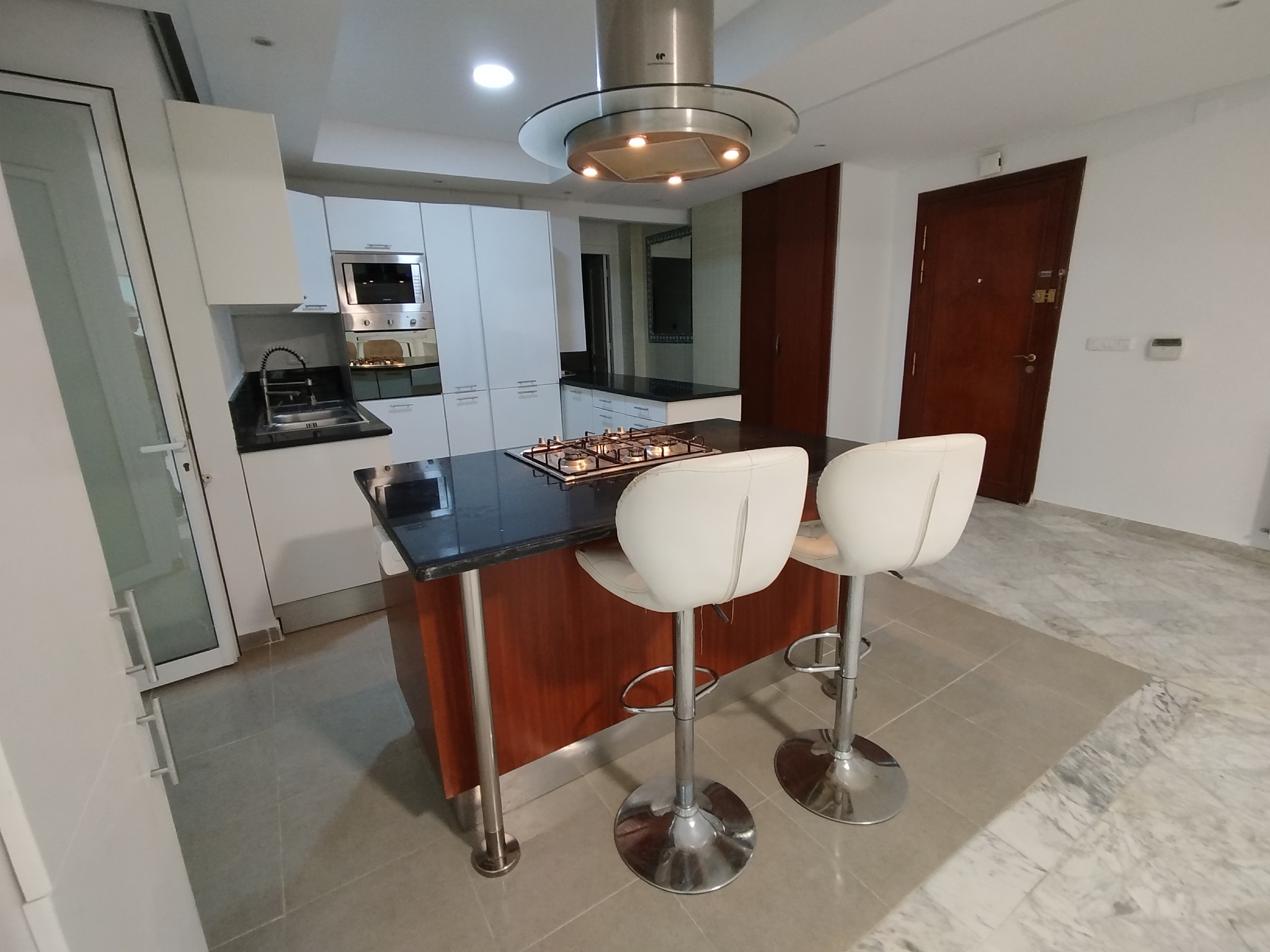 Ariana Ville El Menzah 7 Vente Appart. 3 pices Ravissant appartement s2 avec jardin  menzah7bis