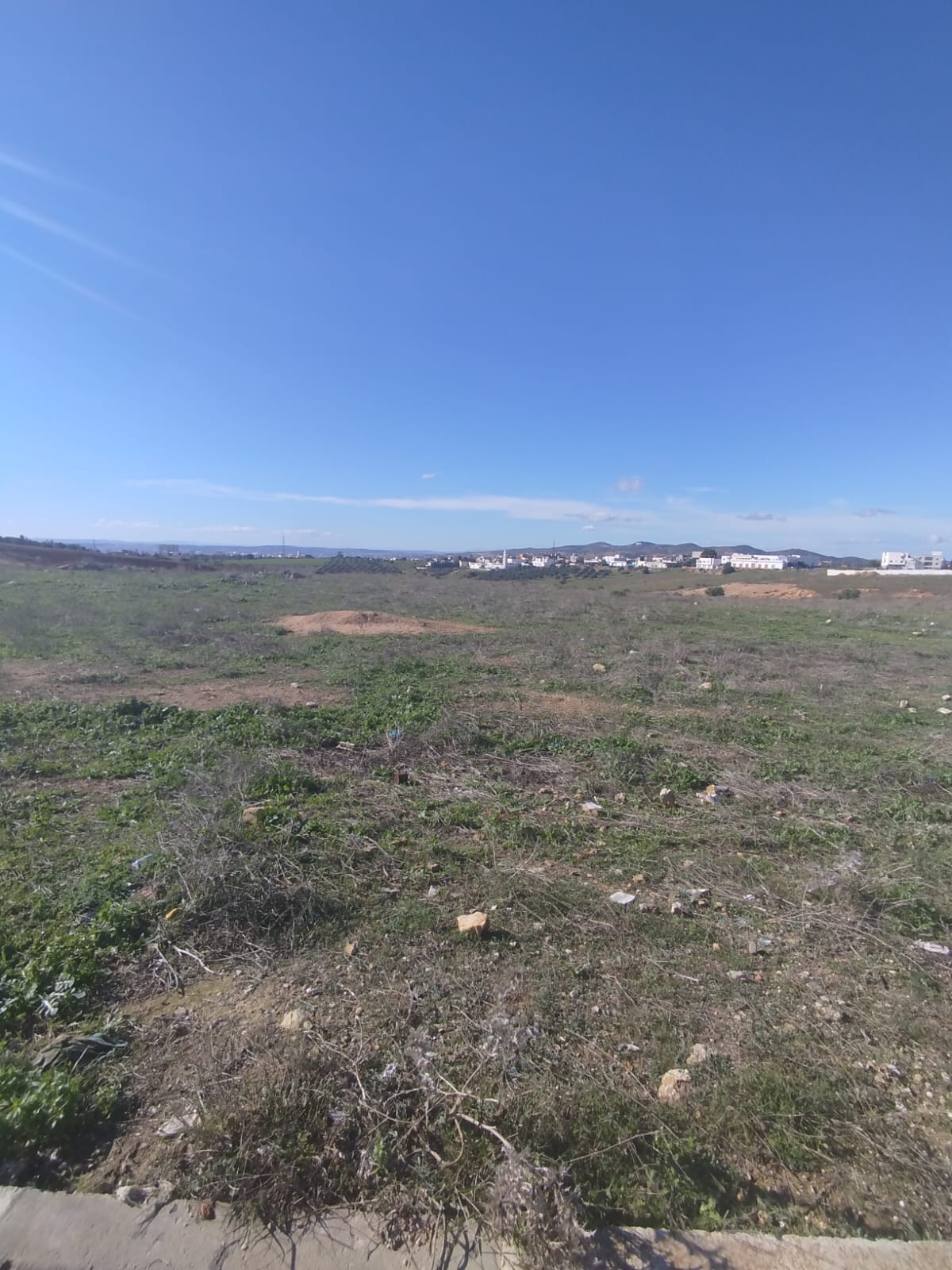 Mnihla&nbsp;Cite Ennasr&nbsp;Vente&nbsp;Surfaces&nbsp;Un lot de terrain � ennasr3 les collines d'ennasr