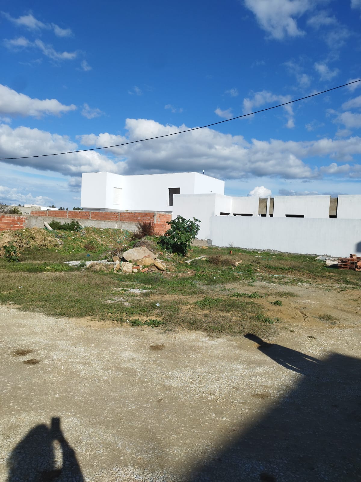 La Soukra&nbsp;La Soukra&nbsp;Vente&nbsp;Surfaces&nbsp;Un lot de terrain de 600 m2 � la soukra