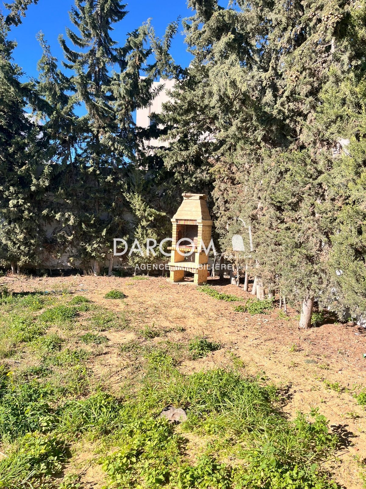 La Soukra Chotrana 2 Vente Maisons Opportunit villa avec piscine