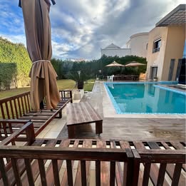 Bou Mhel El Bassatine Cite El Bassatine Ancien Vente Maisons Villa de maitre avec 5 suites jardin et piscine