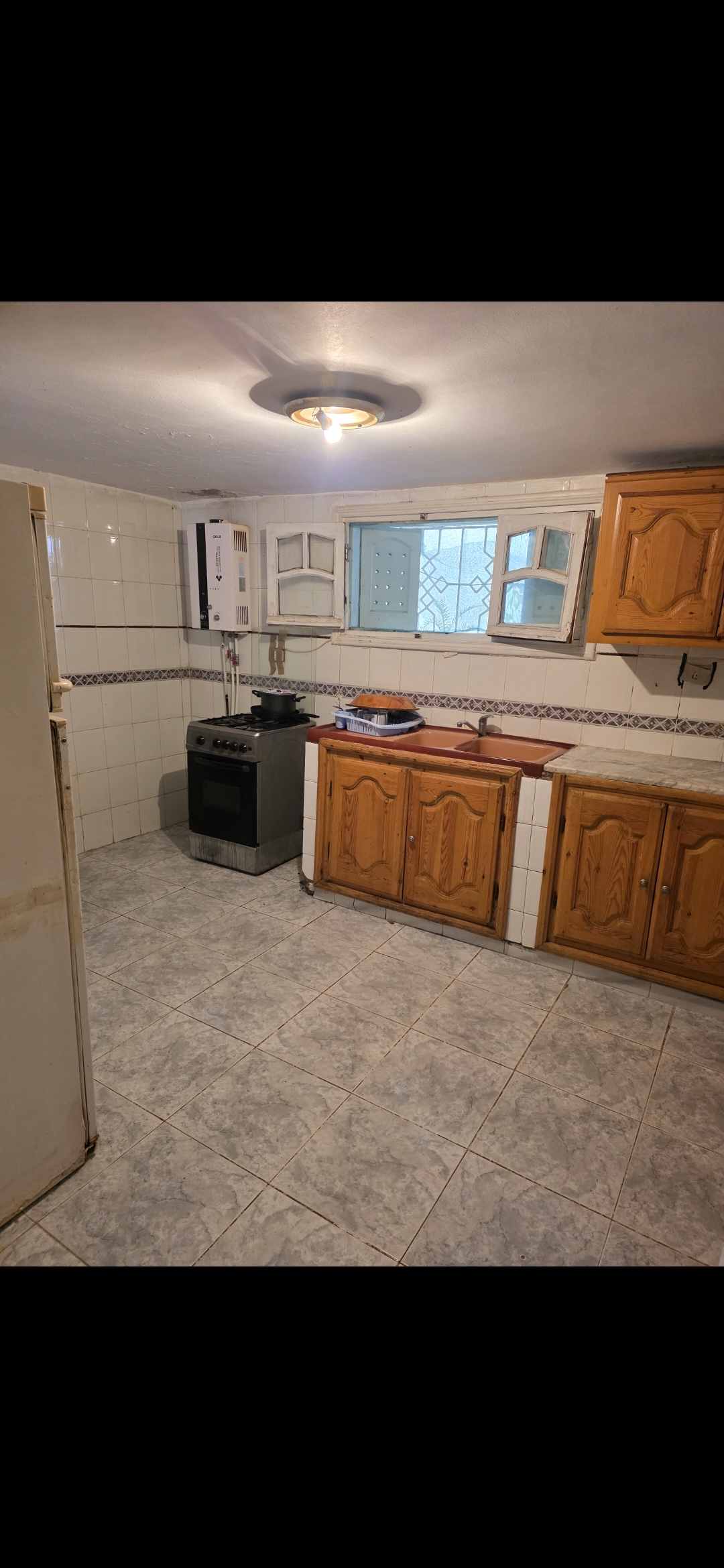 El Menzah&nbsp;El Manar 2&nbsp;Location&nbsp;Appart. 2 pi�ces&nbsp;S2 meubl� manar2 c�t� sonede