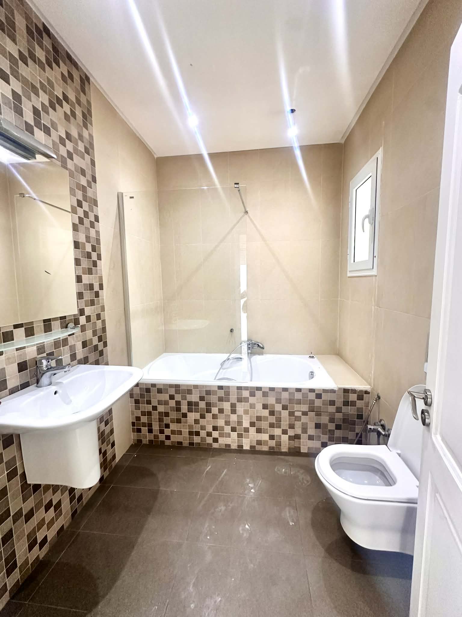 El Menzah&nbsp;El Menzah 9&nbsp;Location&nbsp;Maisons&nbsp;Villa haut standing