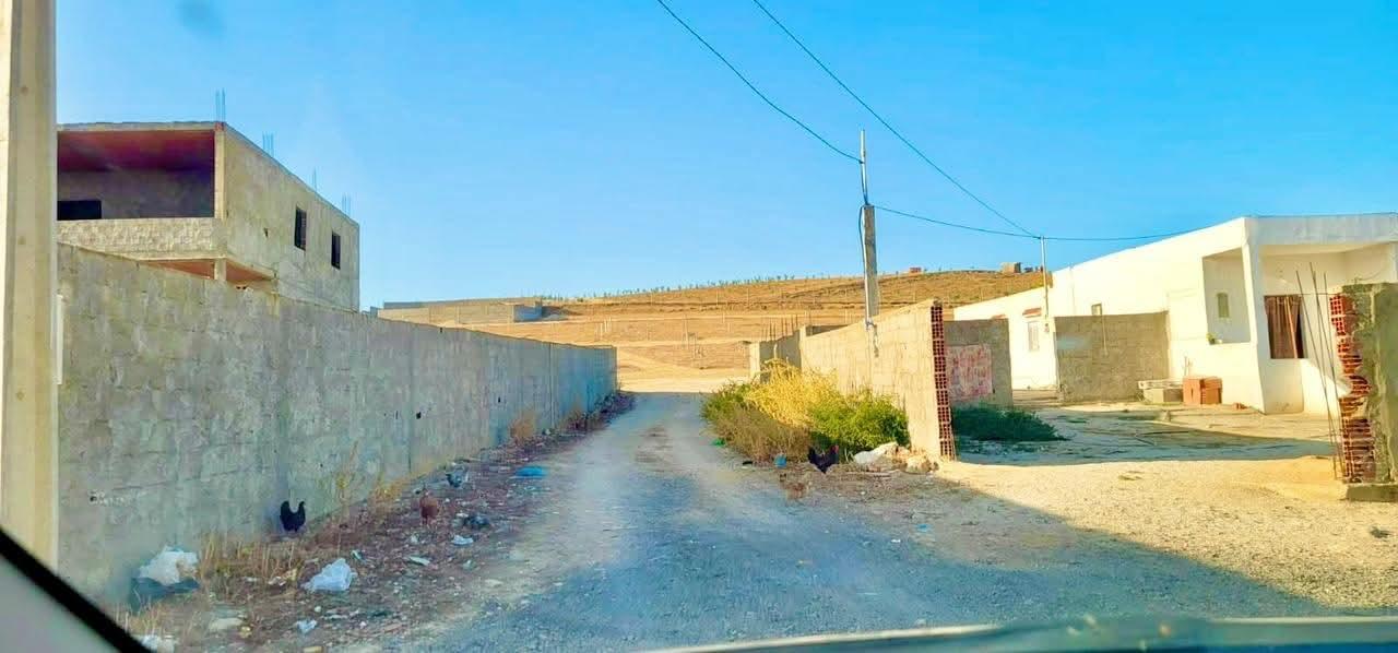 Sidi Thabet&nbsp;Sidi Thabet&nbsp;Vente&nbsp;Autre&nbsp;Terrain 122m2 a sidi thabet prix int�rissant 25md