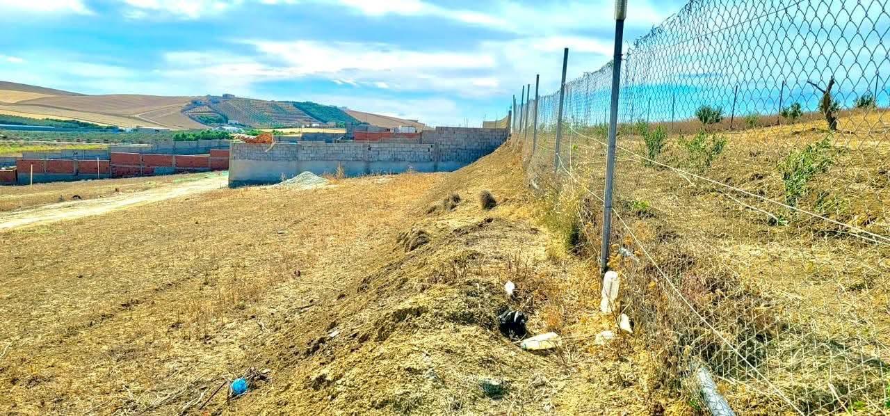 Sidi Thabet&nbsp;Sidi Thabet&nbsp;Vente&nbsp;Surfaces&nbsp;Terrain commercial stratigique a sidi thabet