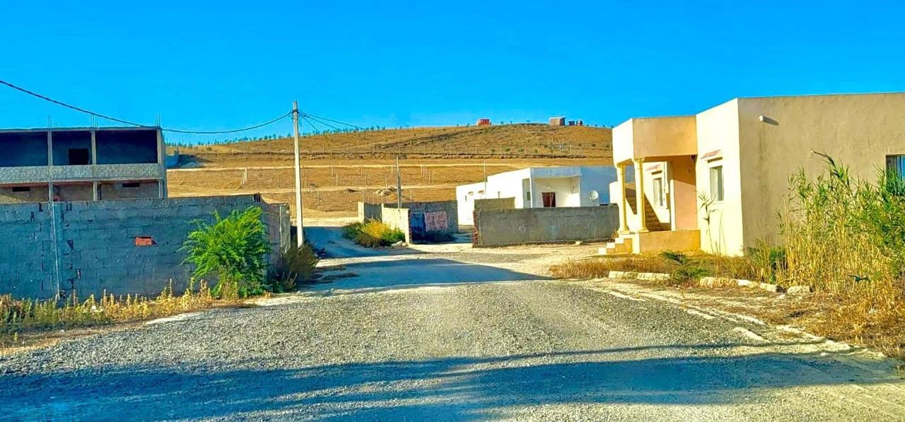 Sidi Thabet&nbsp;Sidi Thabet&nbsp;Vente&nbsp;Surfaces&nbsp;Magnifique terrain constructible