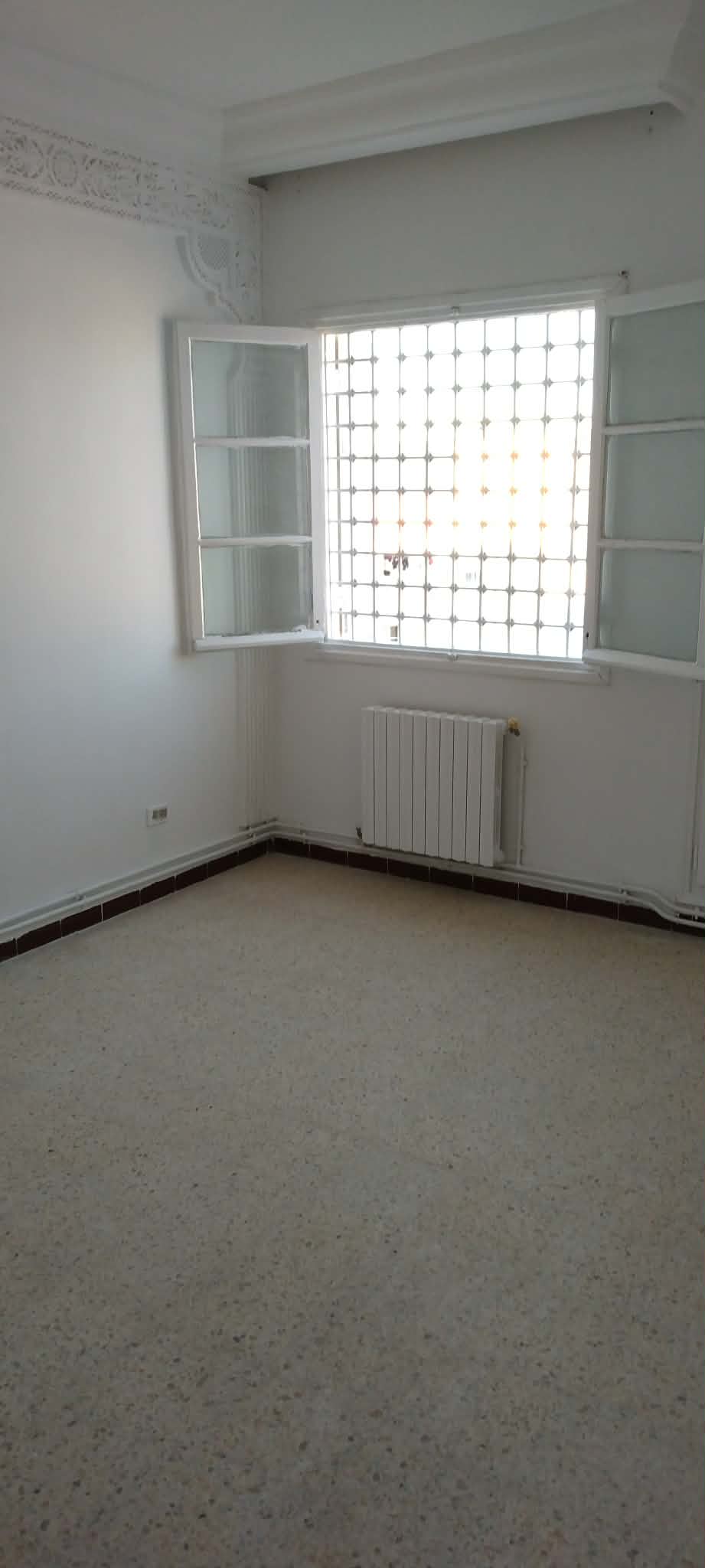 El Mourouj&nbsp;Cite Alyssa 2&nbsp;Vente&nbsp;Appart. 3 pi�ces&nbsp;Appart s3 mourouj 1 chauffage central parking incl