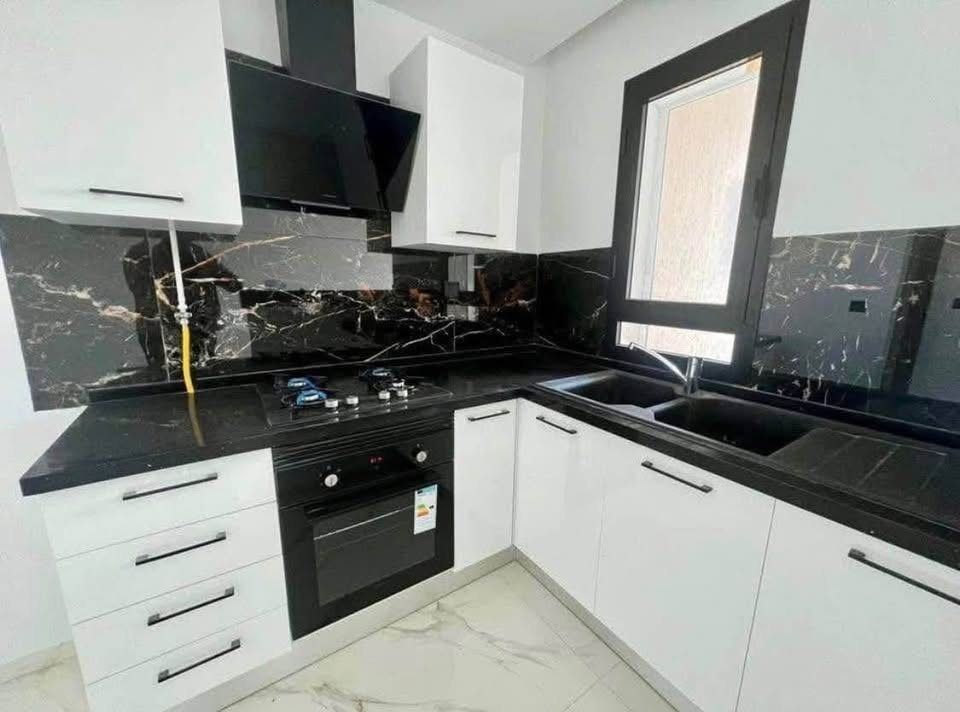 La Marsa&nbsp;El Aouina&nbsp;Vente&nbsp;Appart. 1 pi�ce&nbsp;Cite wahat laouina s1