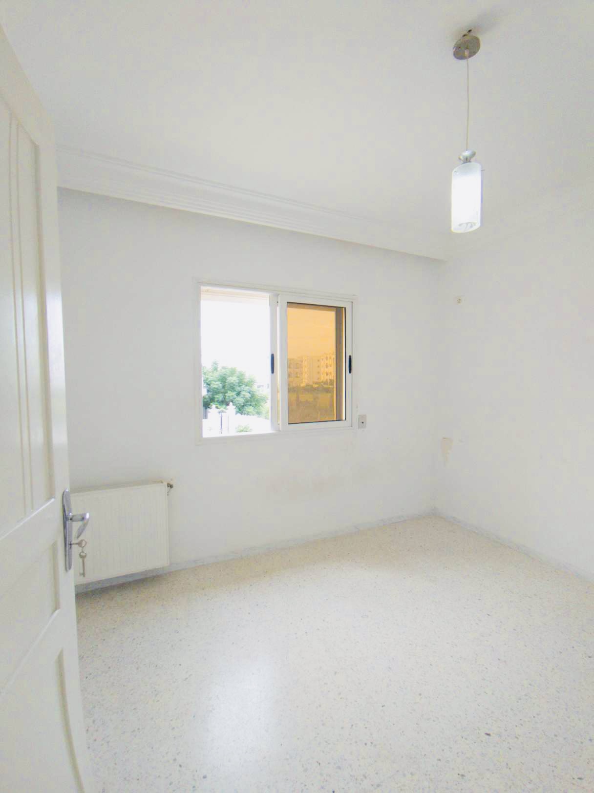 El Mourouj&nbsp;El Mourouj&nbsp;Vente&nbsp;Appart. 4 pi�ces&nbsp;Superbe appartement tr�s lumineux au mourouj 6