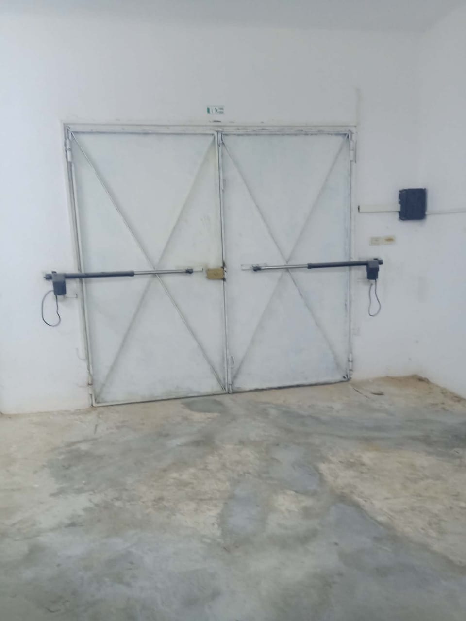 Akouda&nbsp;Chatt Meriem&nbsp;Location&nbsp;Autre&nbsp;Local bien situ� � chott meriem