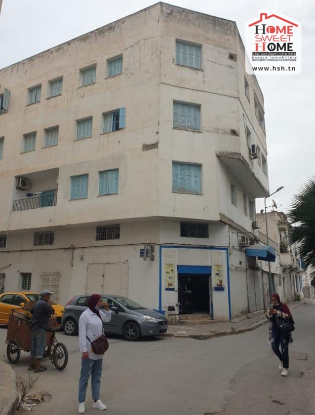 Bab Bhar&nbsp;Bab Bhar&nbsp;Vente&nbsp;Appart. 5 pi�ces+&nbsp;Immeuble silvana � bab el khadhra